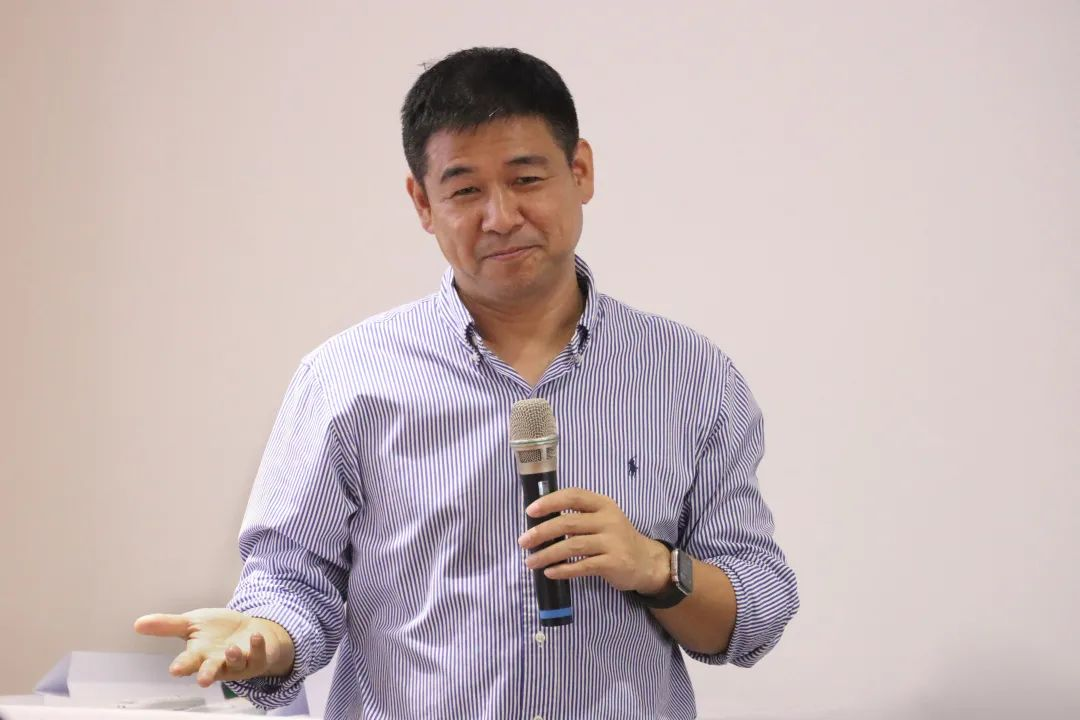 方兴